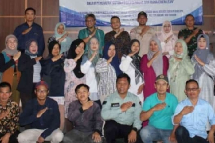 KOMPAK : Foto bersama saat program Dosen Pulkam IPB di Desa Ciwalen  Kecamatan Sukaresmi Cianjur.