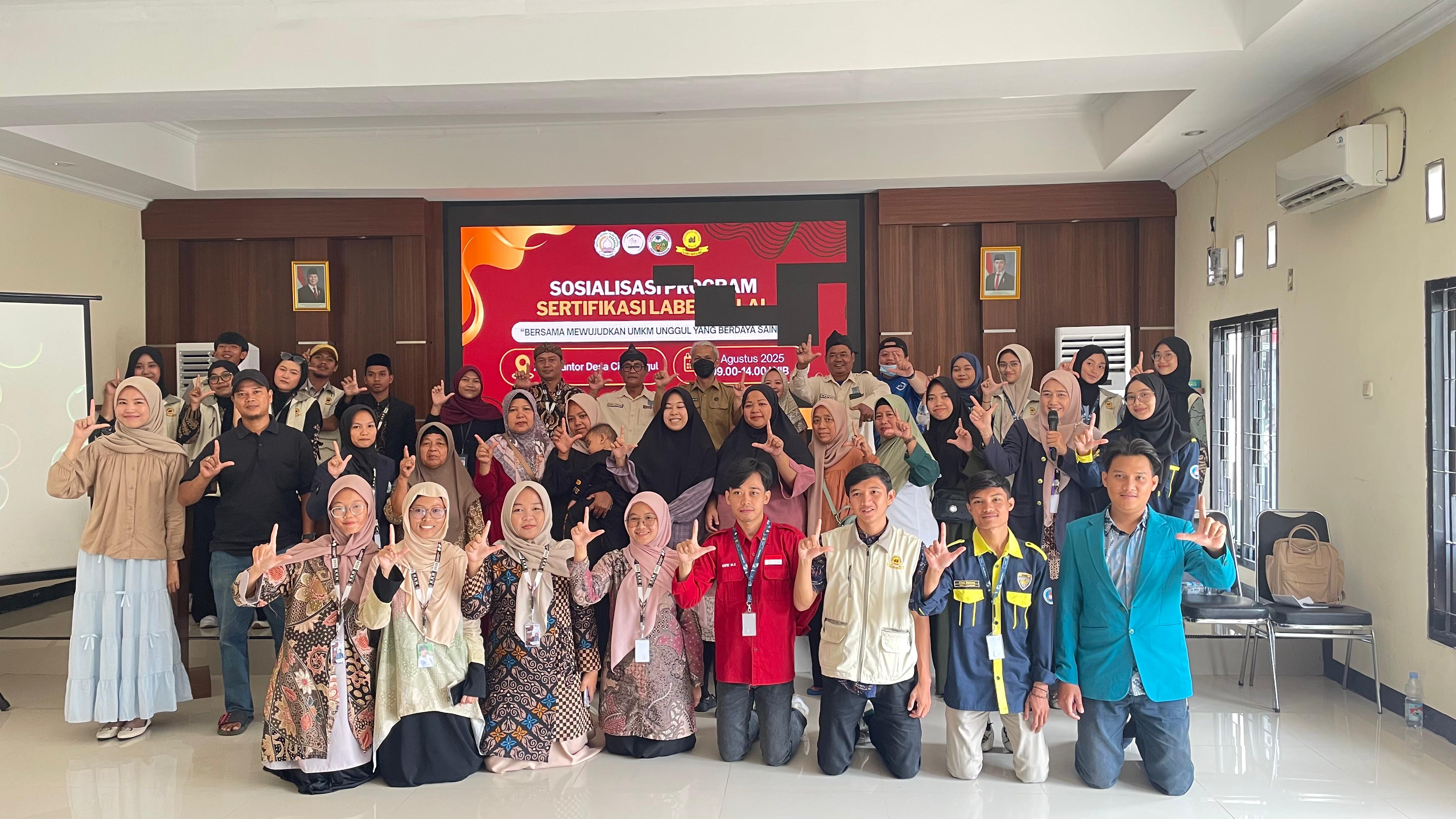 IAIN Laa Roiba Bogor menggelar sosialisasi sertifikasi halal di Aula Kantor Desa Citaringgul, Kabupaten Bogor, Senin 11 Agustus 2025.