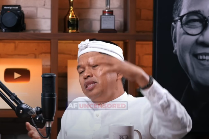 Gubernur Jawa Barat, Dedi Mulyadi hadiri podcast di YouTube Akbar Faizal Uncensored.