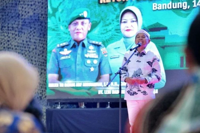 Gubernur Jawa Barat Dedi Mulyadi saat menghadiri acara pisah sambut Pangdam III Siliwangi