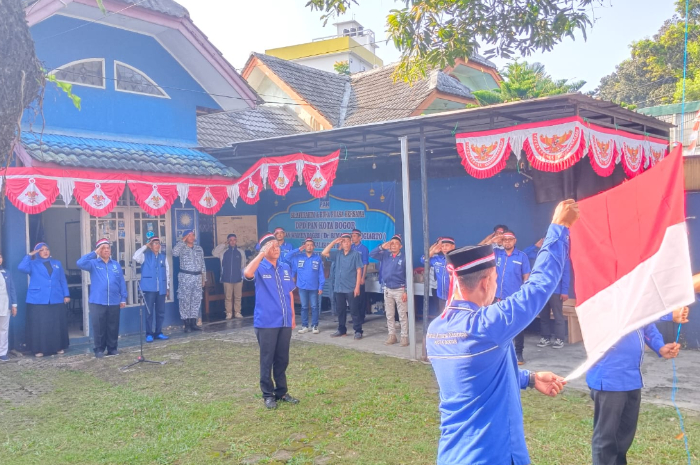 DPD PAN Kota Bogor menggelar Upacara Pengibaran Bendera Merah Putih HUT) ke-80 Kemerdekaan Republik Indonesia.