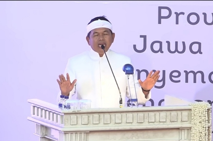 Gubernur Jawa Barat Dedi Mulyadi saat menyampaikan pesan di Rapat Paripurna DPRD Provinsi Jabar.&nbsp;