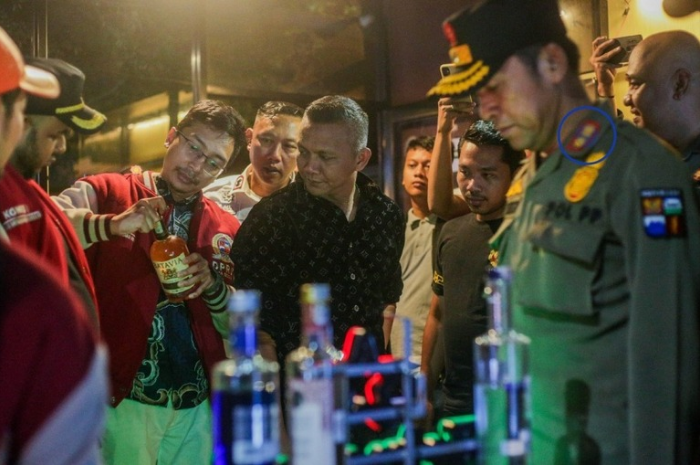 Wakil Wali Kota Bogor Jenal Mutaqin terjun langsung dalam operasi gabungan Kamis, 21 Agustus 2025 dini hari.