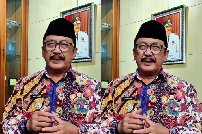 Bupati Sukabumi, Asep Japar menanggapi kasus Raya, balita yang meninggal dunia dengan tubuh dipenuhi cacing.