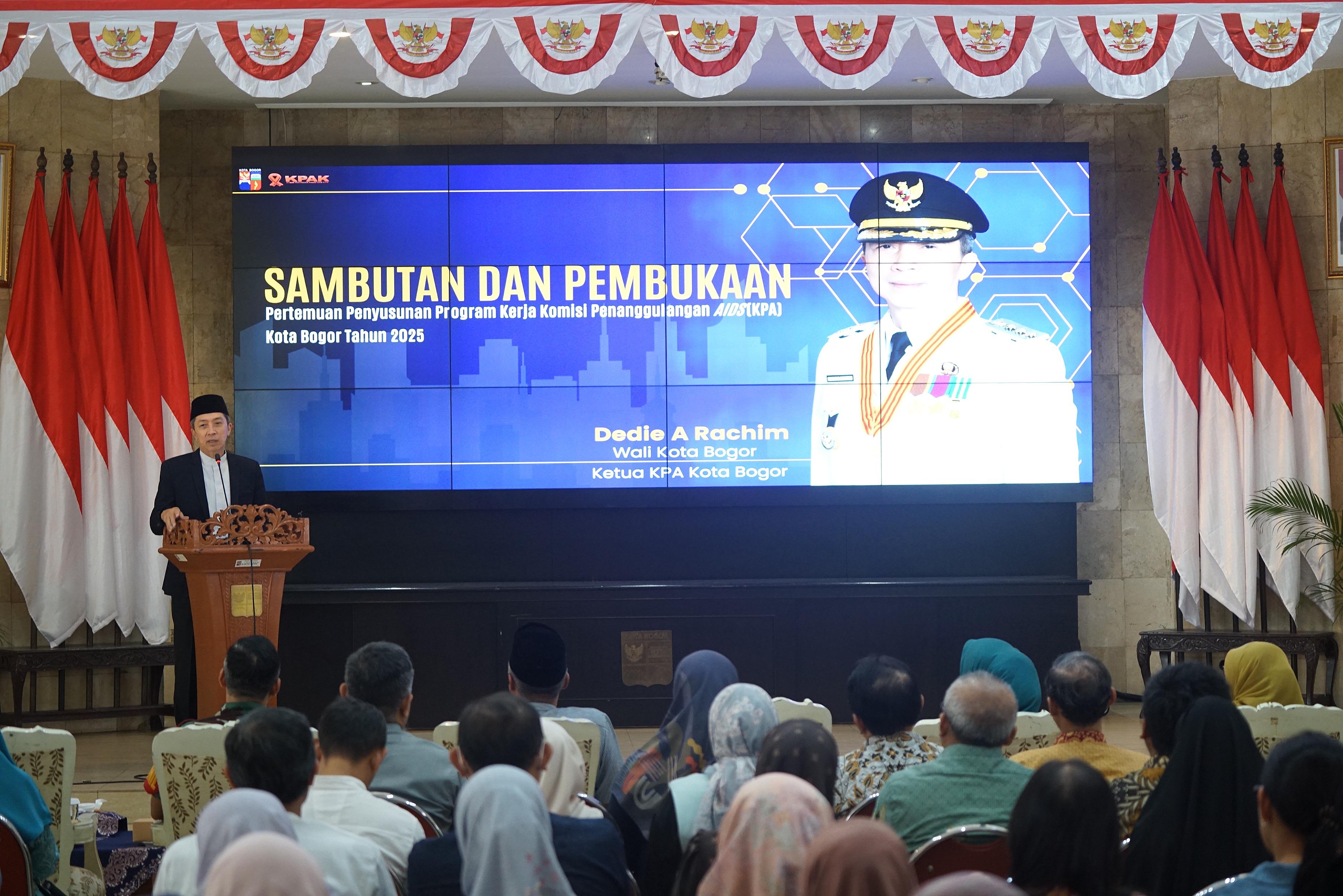 Pertemuan Komisi Penanggulangan AIDS (KPA) Kota Bogor periode 2025&ndash;2028 di Paseban Sri Baduga.