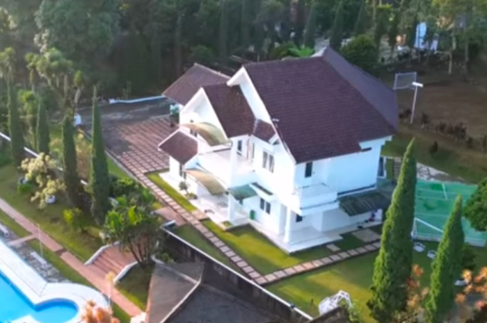 Suasana Villa Zein 4 di kawasan Puncak, Bogor.