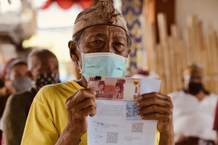 Ilustrasi penyaluran bansos
