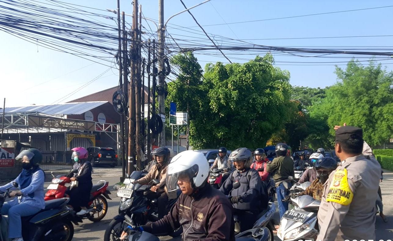 Kemacetan di Jalan Raya Cinere Kota Depok Rabu pagi 27 Agustus 2025