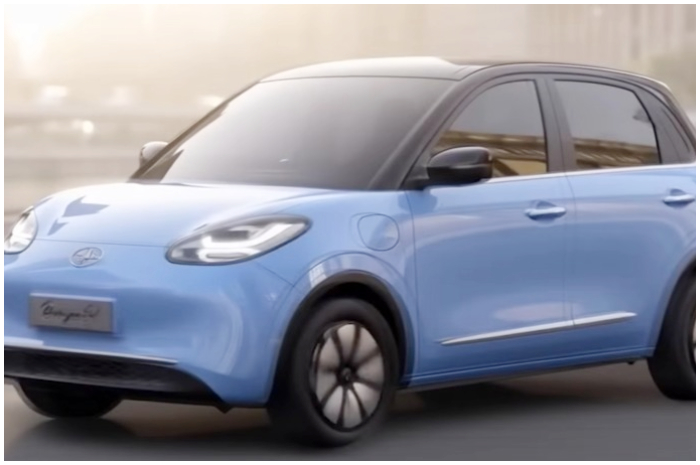 Wuling Binguo EV yang mengalami penurunan harga hingga 43 persen