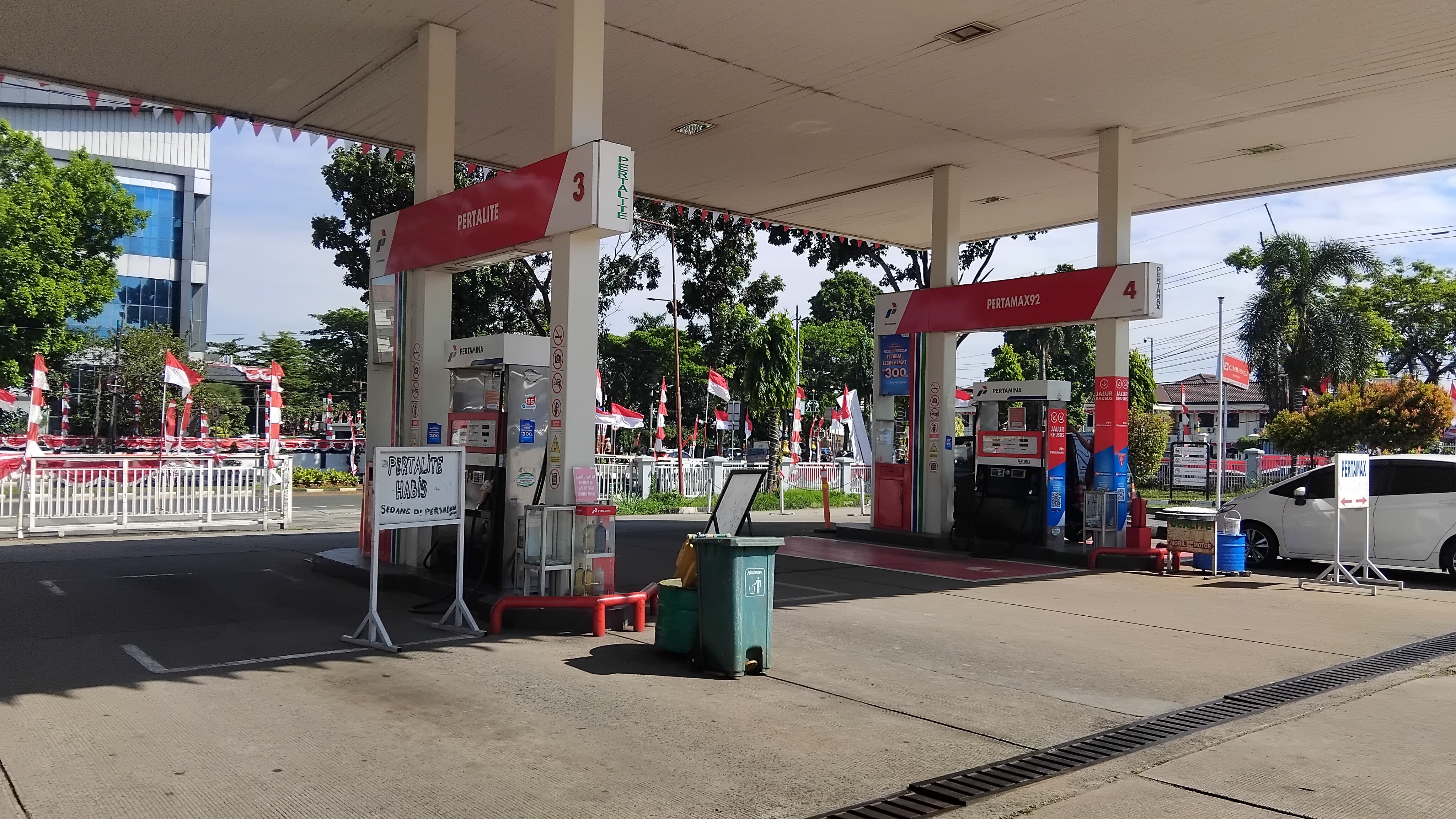 Kekosongan Pertalite di SPBU Pertamina Simpang Bappenda Cibinong, Kabupaten Bogor, Kamis 28 Agustus 2025.