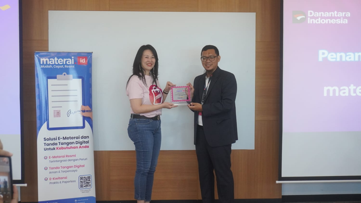 Bank Mandiri bekerja sama dengan PT. SatulinkLintas Indonesia (Materai.ID) memberikan layanan pembelian Meterai Elektronik