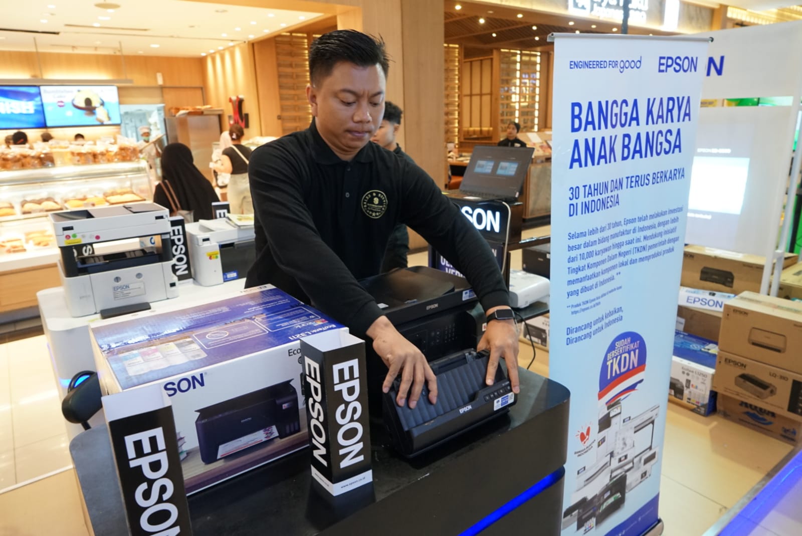 Printer terbaru epson di conter epson di Mall Botani Square.