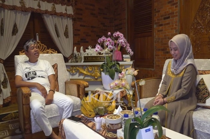 Kokom Komariah menemui Gubernur Jawa Barat, Dedi Mulyadi.