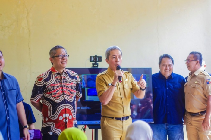 Wali Kota Bogor saat peluncuran ZAMP di Kelurahan Mulyaharja