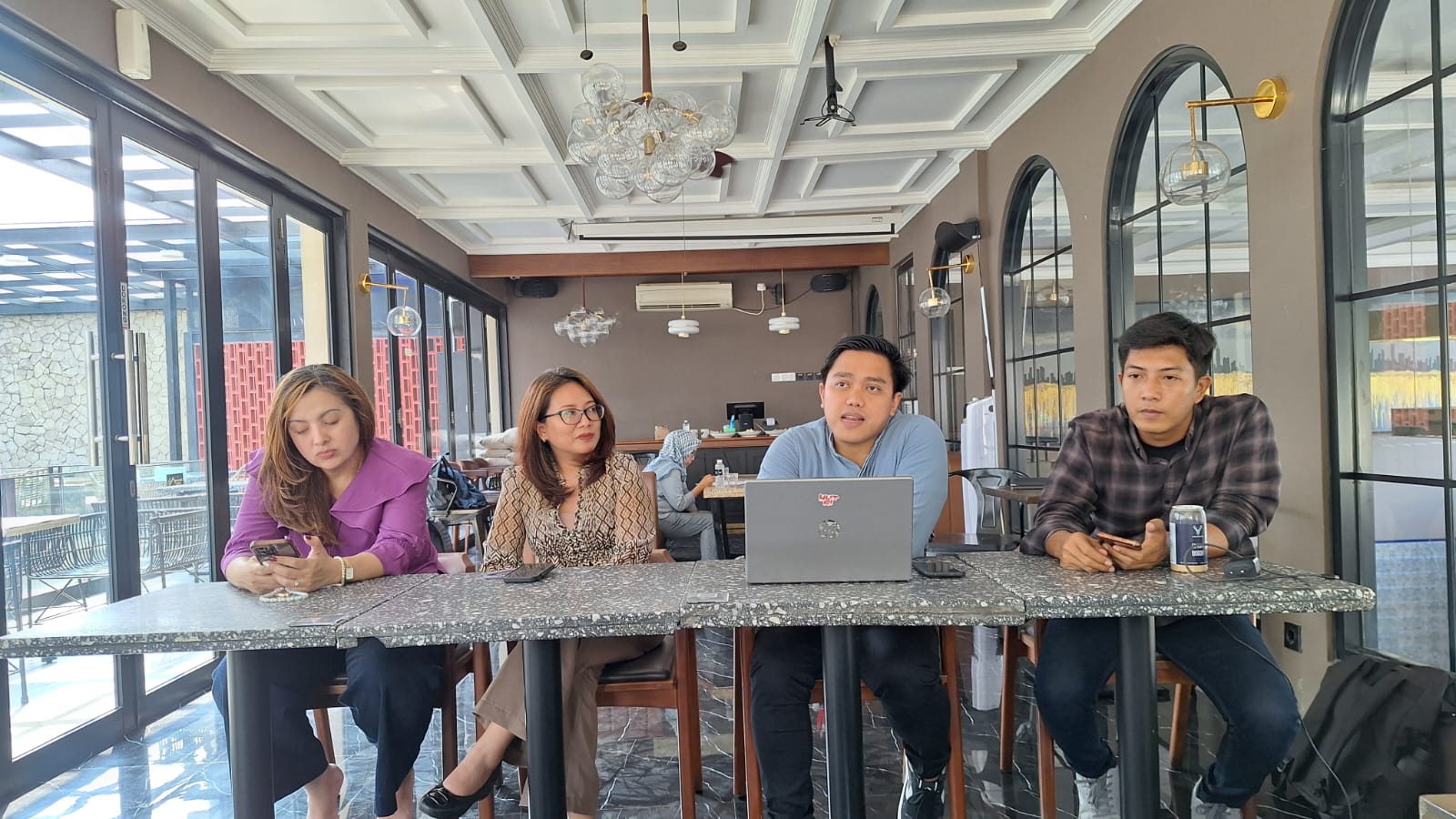 Dokter spesialis THT dari Eka Hospital Depok, dr. Guntur Bayu Bima Pratama, Sp. THT-KL.