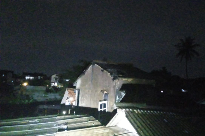 Rumah dua lantai di Kedung Waringin, Kota Bogor kebakaran.