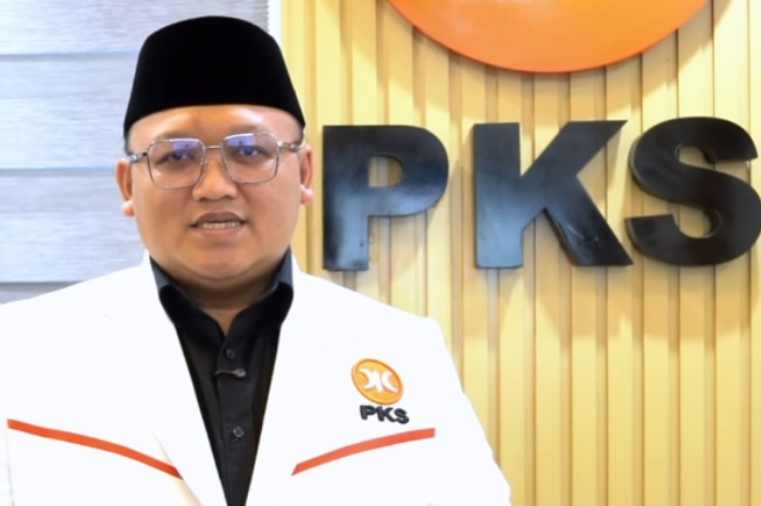 Sekretaris Jenderal Partai Keadilan Sejahtera (PKS), Muhammad Kholid saat menyampaikan pernyataannya.