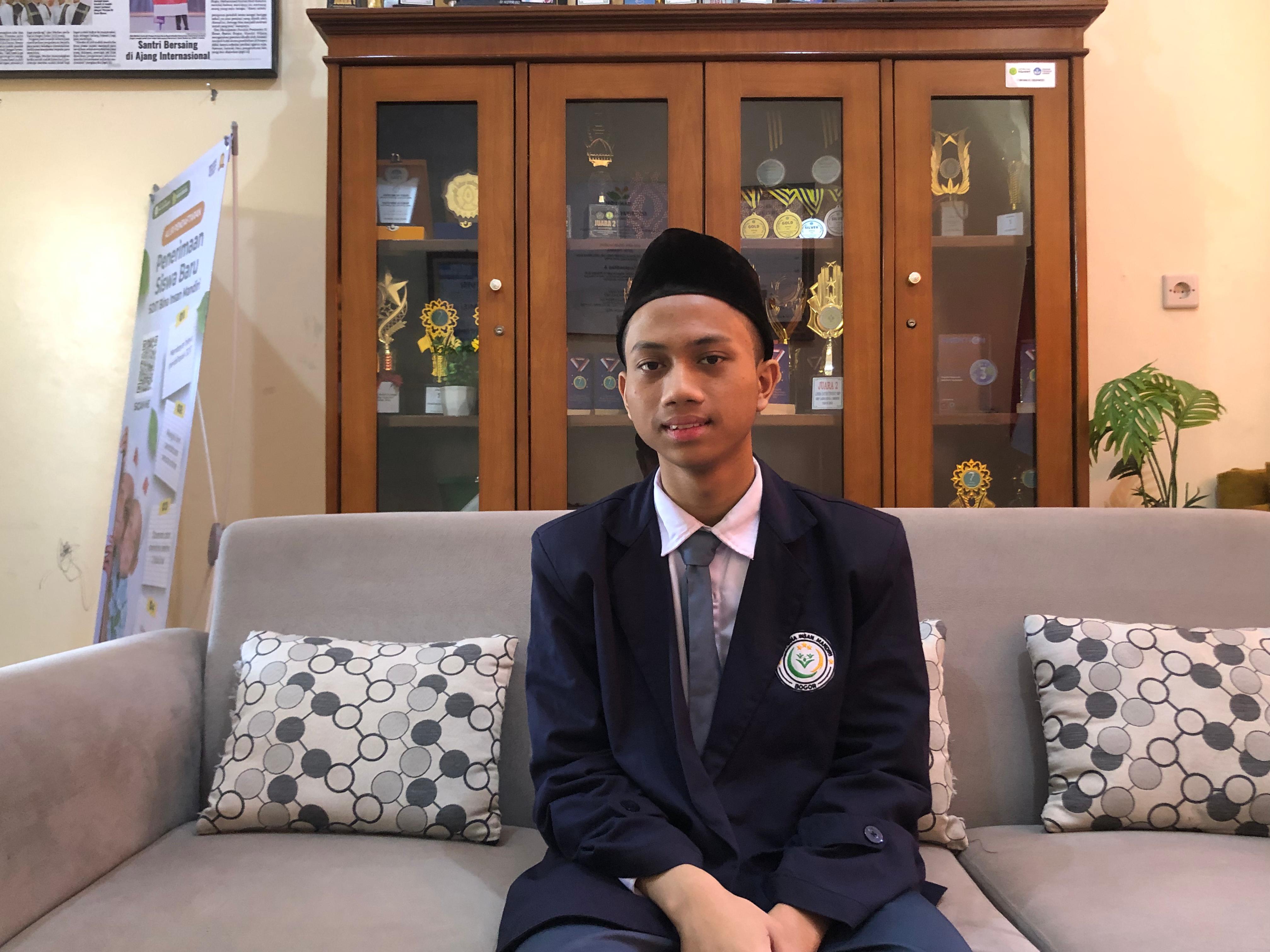 Abdullah Abdurrahman Muhammad, Santri Ponpes Al Ihsan Baron yang berhasil lolos OSN matematika tingkat nasional.
