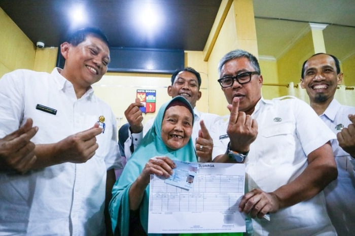 Disdukcapil Kota Bogor meluncurkan Layanan Online Kependudukan Kelurahan Berintegritas, Efektif, Responsif, Efisien, dan Sederhana atau LOKER BERES.
