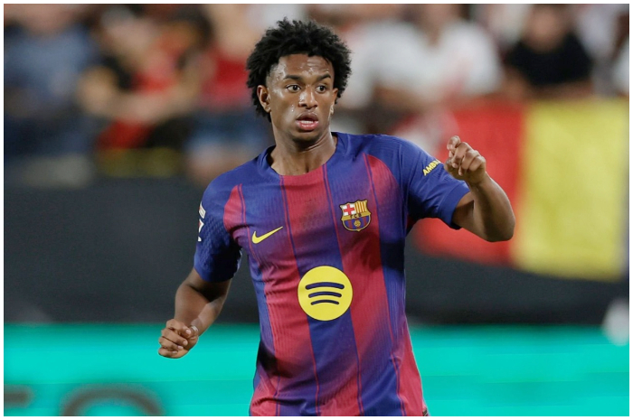 Alejandro Balde dari Barcelona dalam pertandingan melawan Rayo Vallecano.