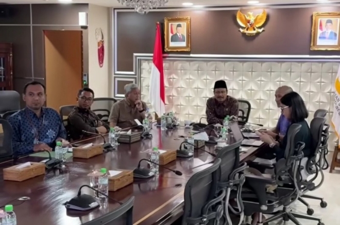 Uji coba portal bansos digital yang akan diluncurkan oleh Kemensos.