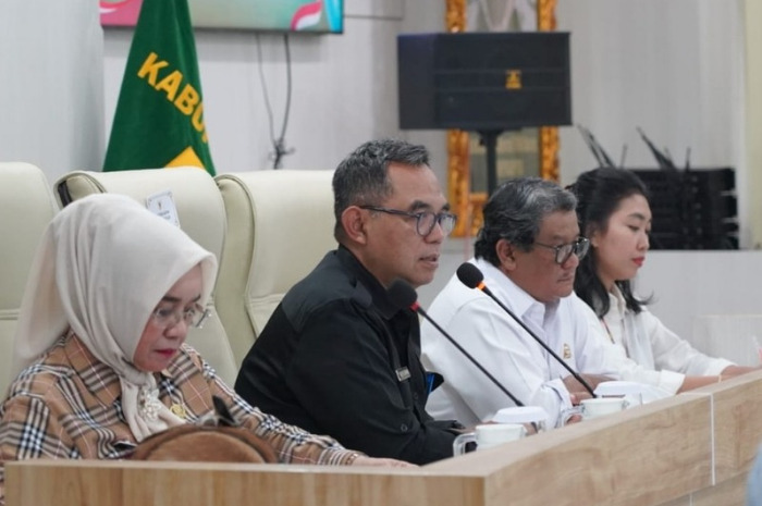 Rapat lanjutan persiapan Bulan Bakti Peternakan dan Kesehatan Hewan ke-189 serta Kontes Ternak Piala Presiden 2025.