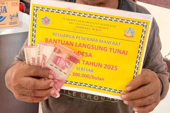 Ilustrasi: Penyaluran bantuan sosial (bansos) kepada KPM.