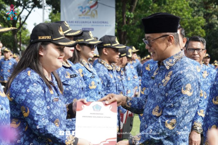 Kepala BKN Prof. Zudan Arif Fakrulloh saat menghadiri pelantikan PPPK 2024 Pemerintah Provinsi Sulawesi Utara