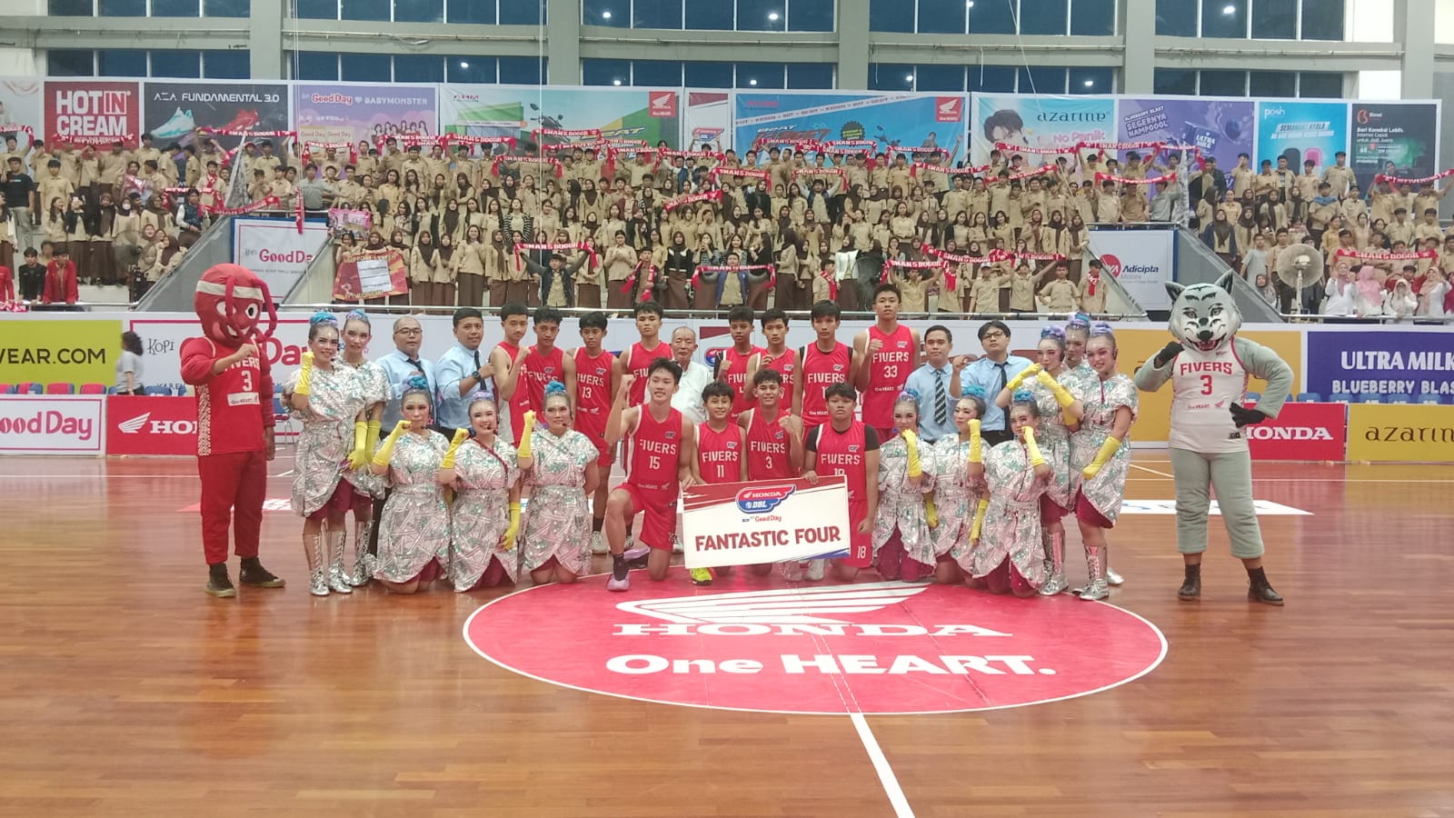 SMAN 5 Bogor lolos ke Fantastic Four Honda DBL with Kopi Good Day 2025 West Java-West.