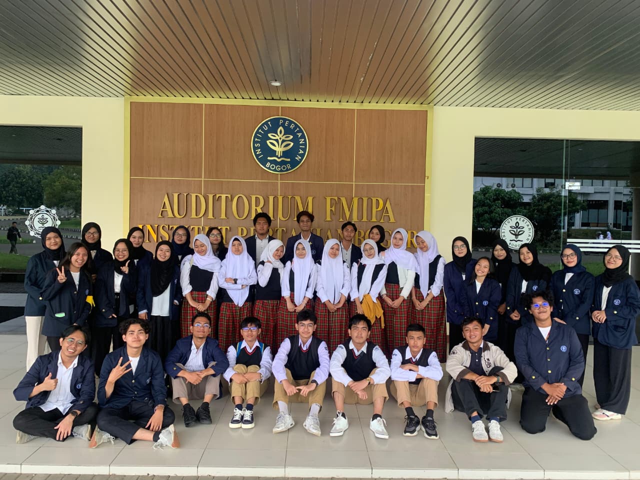 SMAIT BBS Bogor Ikuti Indonesian Climate Student Forum di IPB University