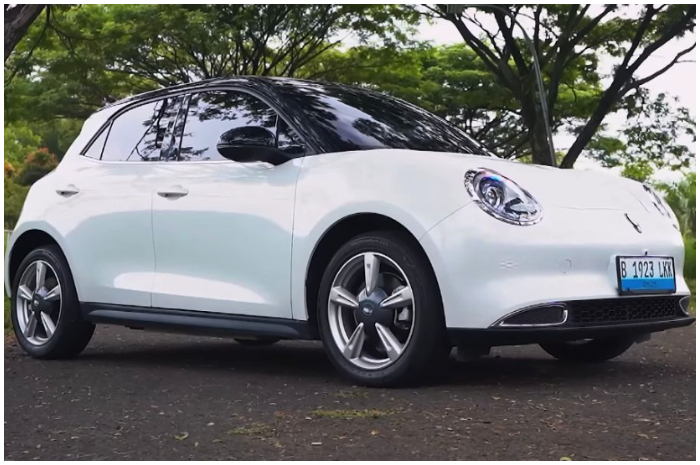 Tampilan mobil listrik GWM ORA 03