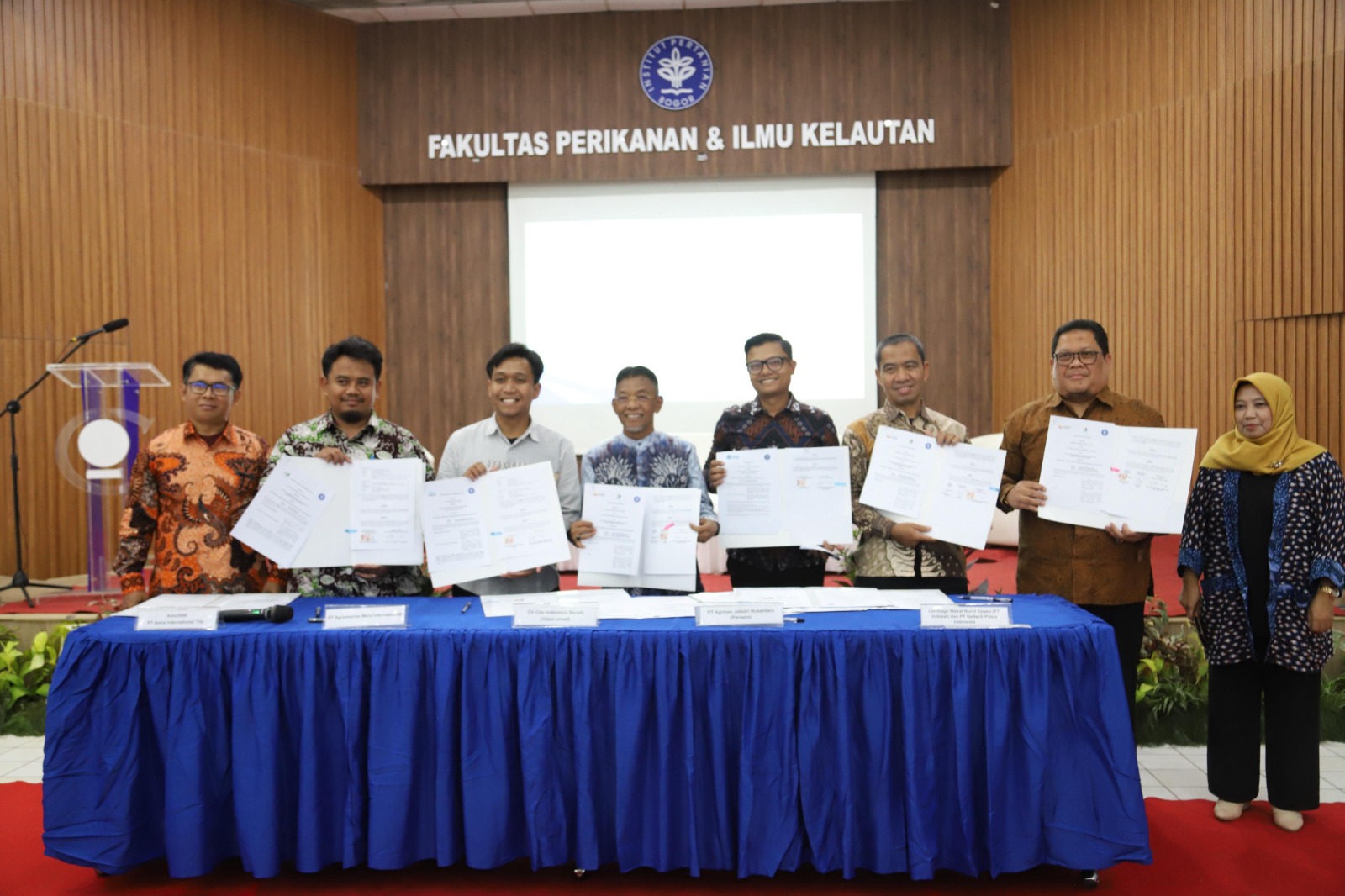 PT Agrinas Jaladri Nusantara (Persero) menandatangani Memorandum of Agreement (MoA) dengan IPB University melalui Fakultas Perikanan dan Ilmu Kelautan (FPIK).