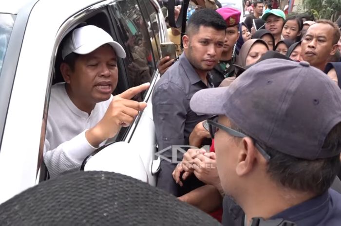 Gubernur Jawa Barat Dedi Mulyadi saat berkunjung ke Situ Ciburuy
