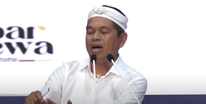 Gubernur Jawa Barat Dedi Mulyadi perintahkan  sopir ambulans diangkat menjadi tenaga pemerintah