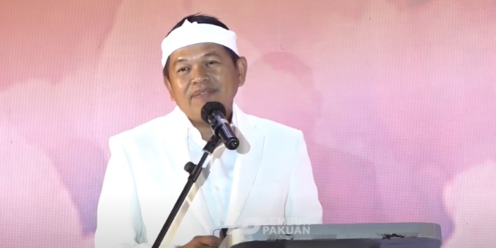 Gubernur Jawa Barat Dedi Mulyadi mengaku punya keahlian bedah