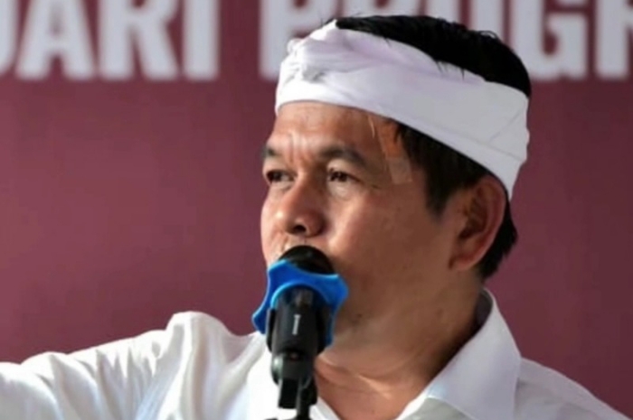 Gubernur Jawa Barat Dedi Mulyadi telah menyampaikan surat edaran tentang fasilitas pemilihan kepala desa serentak secara elektronik di Jabar untuk tahun 2026.