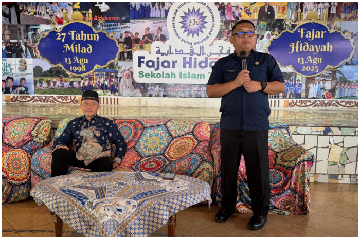 Kadisdik Kabupaten Bogor&nbsp;Dr. Rusliandy saat kunjungan ke SIT Fajar Hidayah