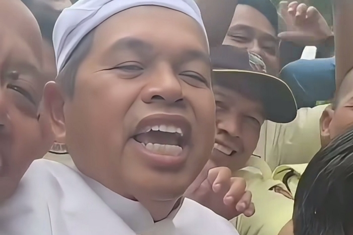 Gubernur Jawa Barat Dedi Mulyadi bareng Satpam atau Security