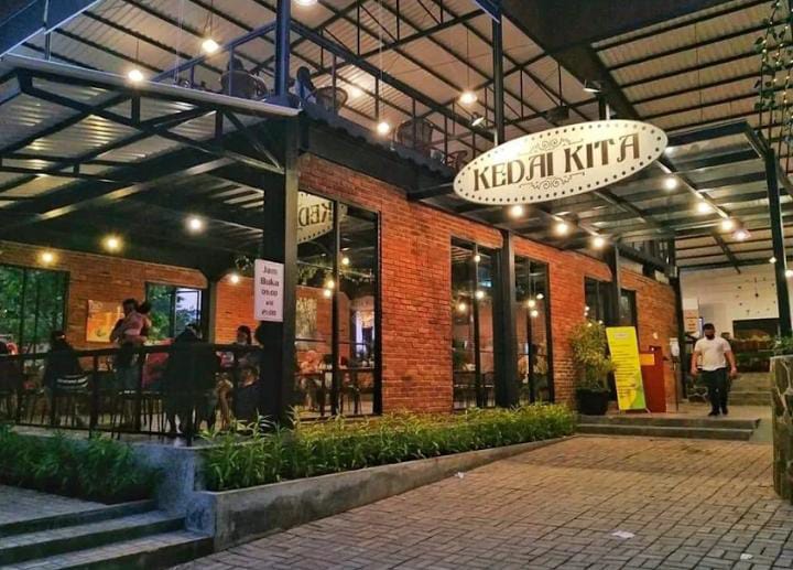 Suasana Kedai Kita di Taman Budaya Sentul Bogor.