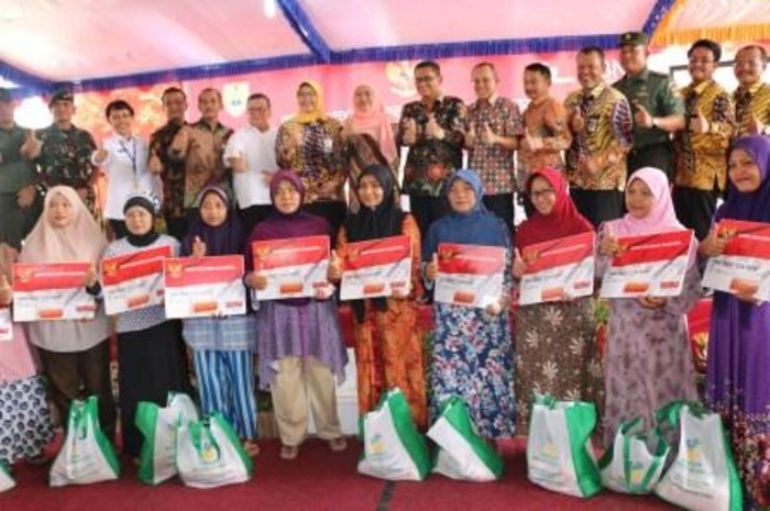 KPM bansos dengan KKS.