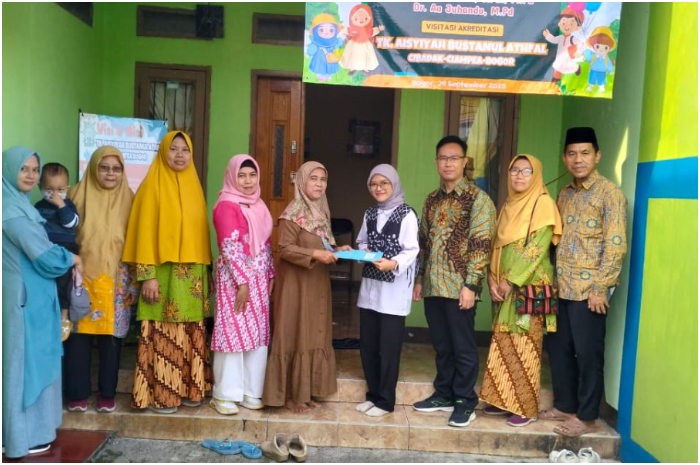 KOMPAK : Visitasi akreditasi di TK Aisyiyah Bustanul Athfal, Kabupaten Bogor oleh Tim Asesor BAN PAUD Provinsi Jawa Barat