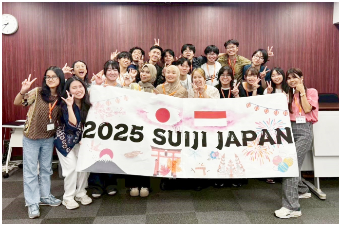 Mahasiswa Indonesia dan Jepang yang mengikuti SUIJI-SLP 2025 di Akehama.