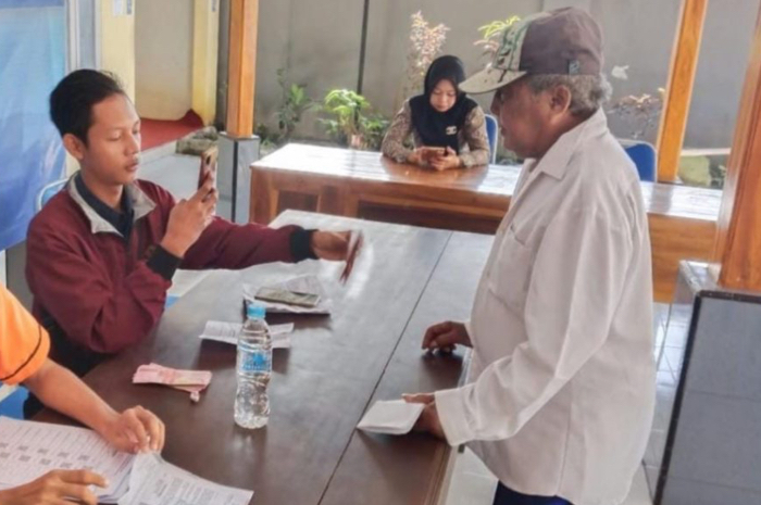 Ilustrasi Penyaluran Bansos penebalan BPNT ke KPM.