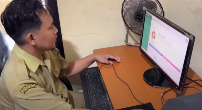 Ilustrasi pemeriksaan data KPM PKH BPNT di Dukcapil agar bisa menerima dana bansos