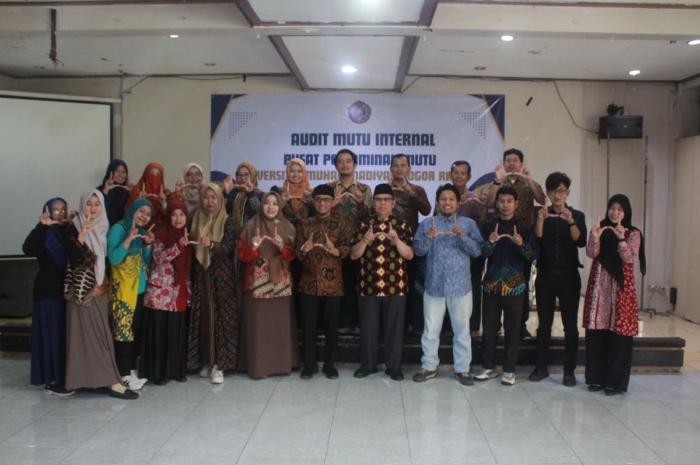 KOMPAK : Berfoto bersama usai Audit Mutu Internal&nbsp;Universitas Muhammadiyah Bogor Raya (Umbara)
