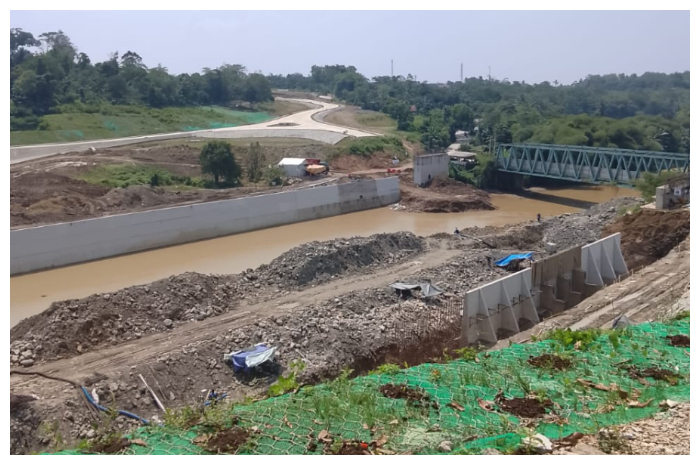 Rencana Bendungan Cibeet, Kecamatan Cariu, Kabupaten Bogor, yang kini masih dalam proses pembangunan.