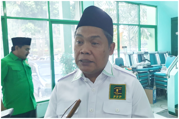 Ketua Komisi II DPRD Kabupaten Bogor, Ferry Rove Checanova saat dimintai keterangan soal lahan dua raja Ciluar.