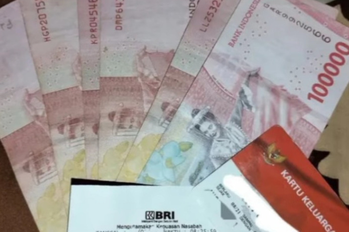 Dana bansos PKH hingga BPNT terus disalurkan.