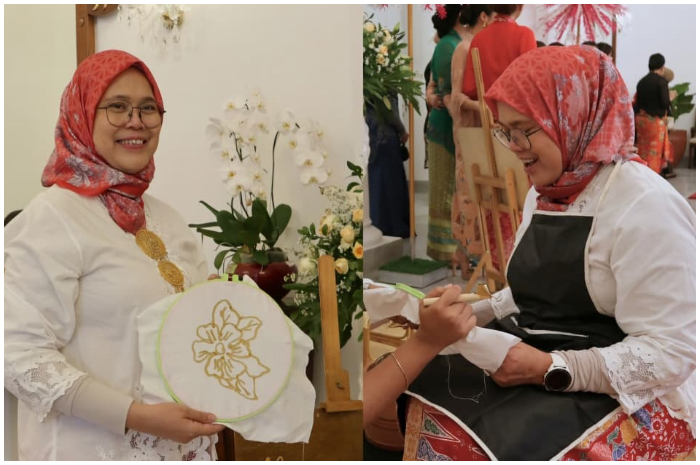 illustrasi membatik di Museum Tekstil Jakarta.