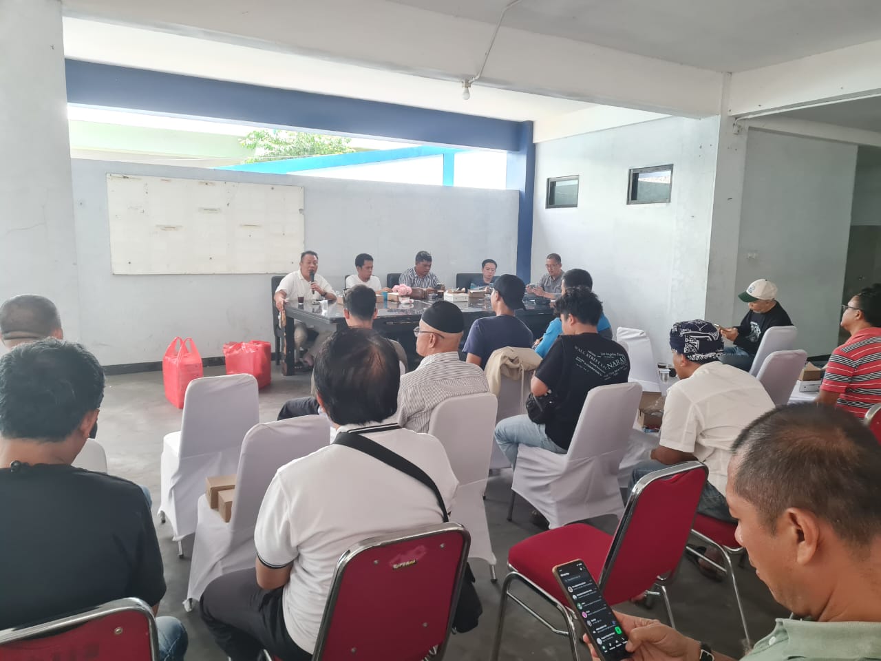 Rakor sekaligus penguatan organisasi antar anggota PWI Kabupaten Bogor di Graha Wartawan, Jumat 10 Oktober 2025.